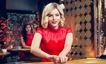 Bàn chơi Baccarat với người chia bài thật trong casino trực tuyến